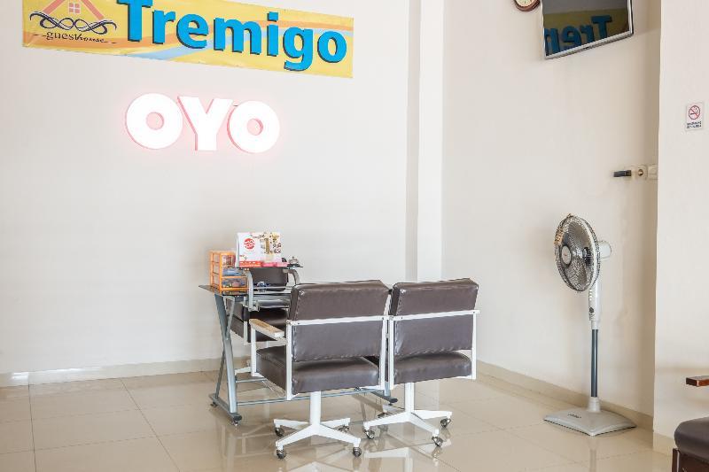 井里汶 Oyo 936特里米戈伊斯兰旅馆酒店 外观 照片